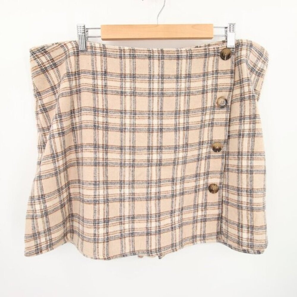 Haily & Co Skort Mini Skirt Size 3X Plaid Flannel Built-In Shorts Wrap Style